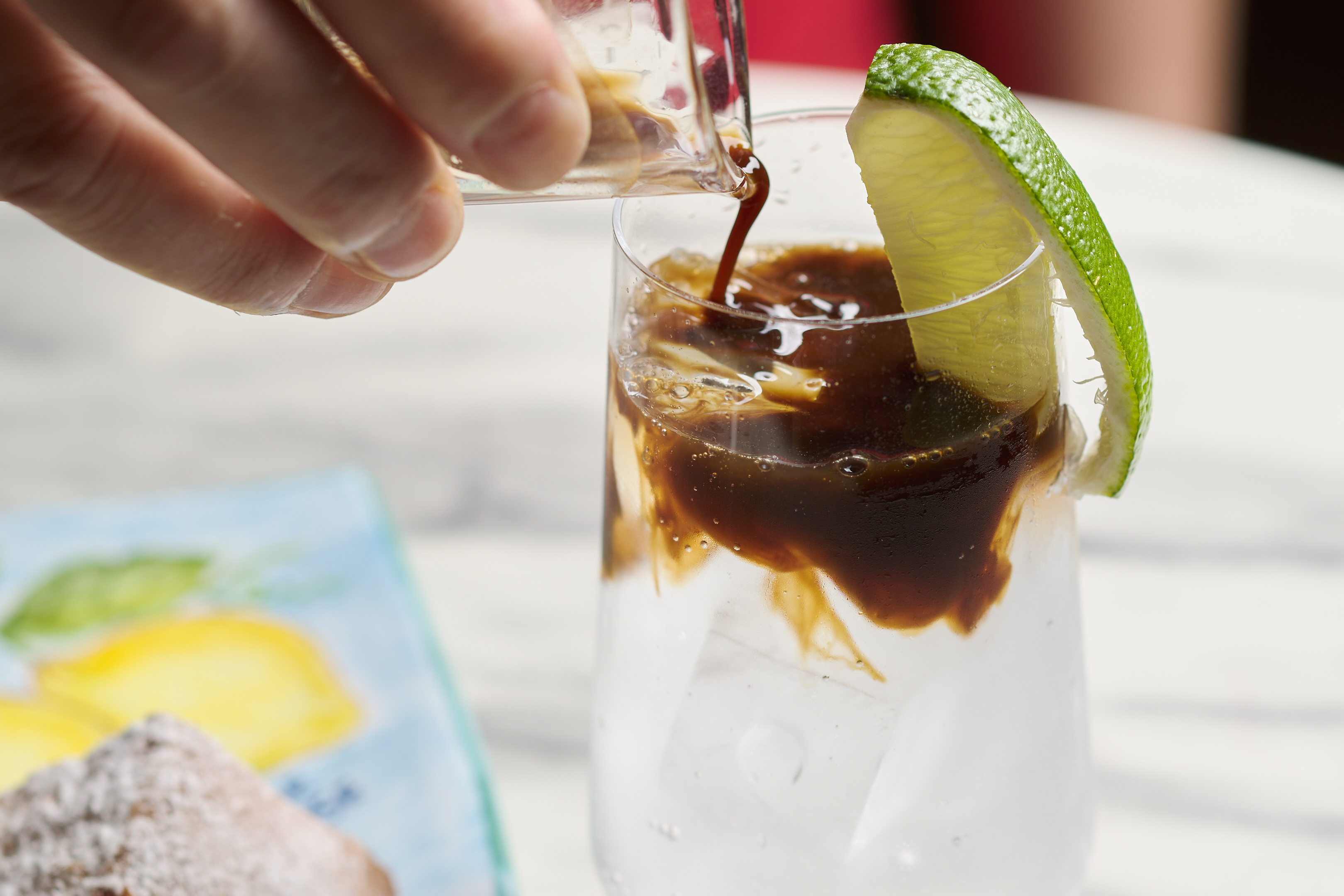 巧みな技術で淹れるおすすめの「カプチーノ」や「シェケラート」